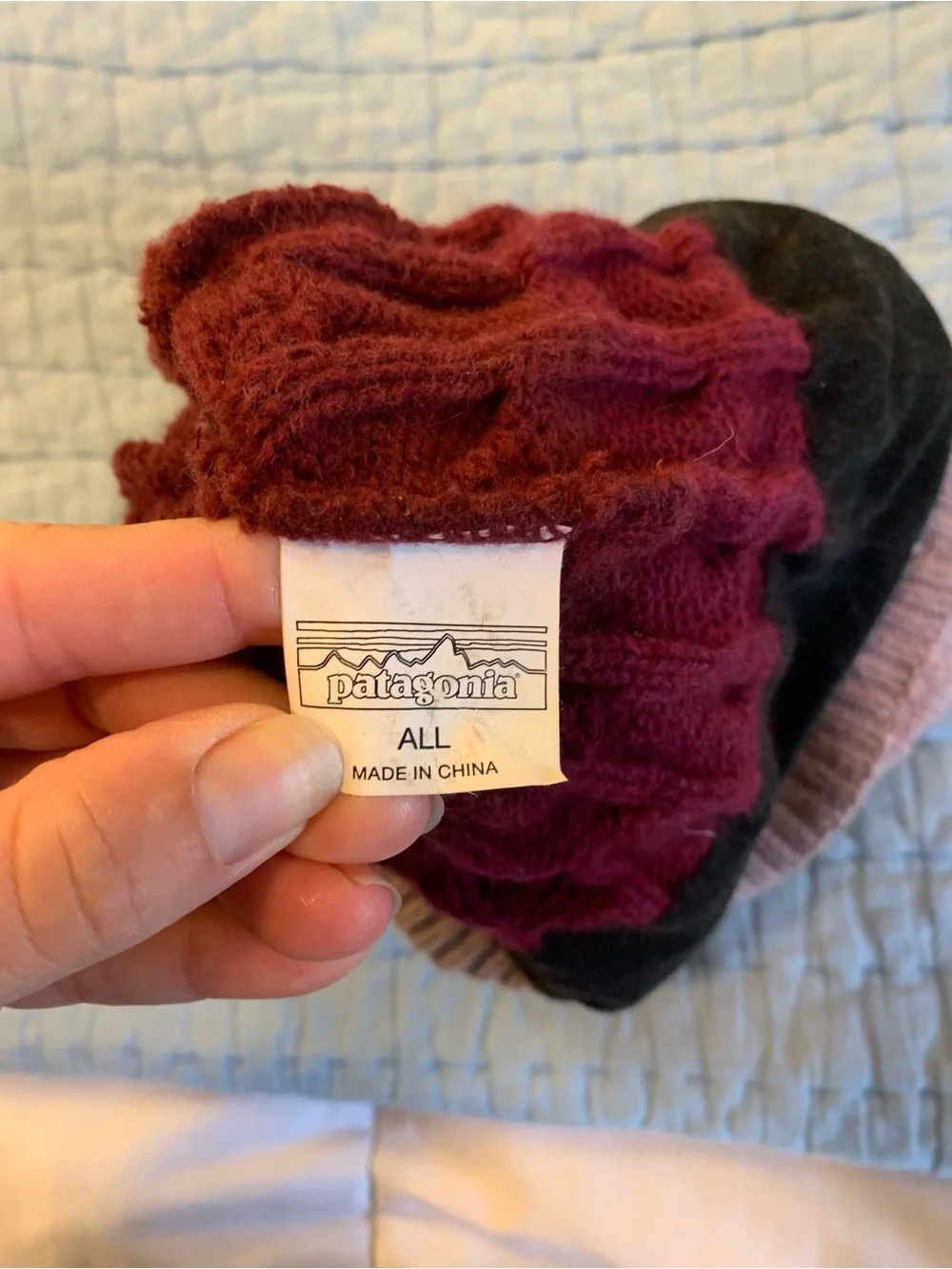Patagonia Two-Tone Pom Beanie - Burgundy & Pink